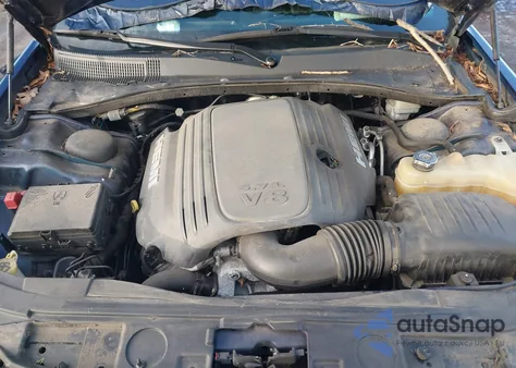 2014 Chrysler 300C John Varvatos Luxury Edition Awd from USA, damaged, VIN 2C3CCAJT6EH120427